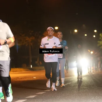 Runner Photo 4381176