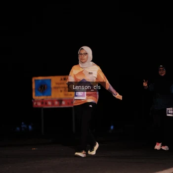 Runner Photo 4381193