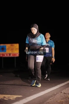 Runner Photo 4381211