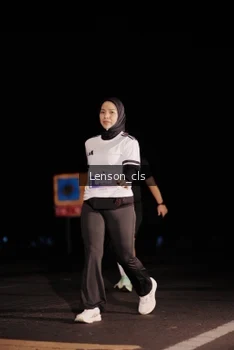 Runner Photo 4381215