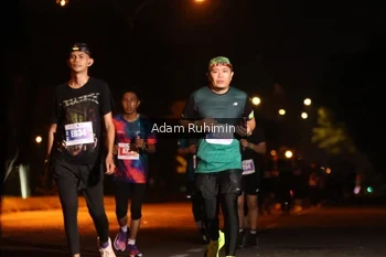 Runner Photo 4381227