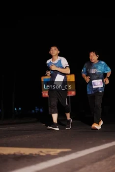 Runner Photo 4381230