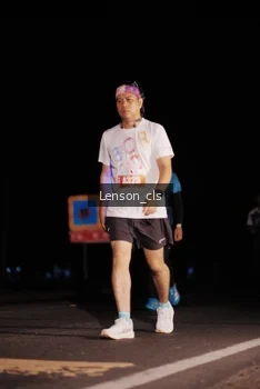 Runner Photo 4381235