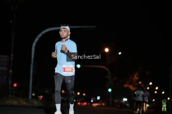 Runner Photo 4381253