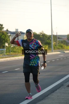 Runner Photo 4381273