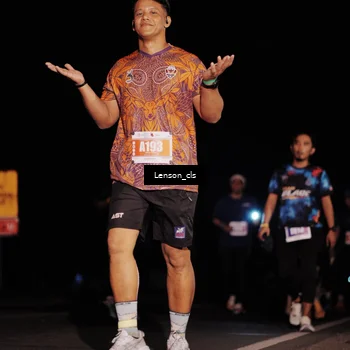 Runner Photo 4381295