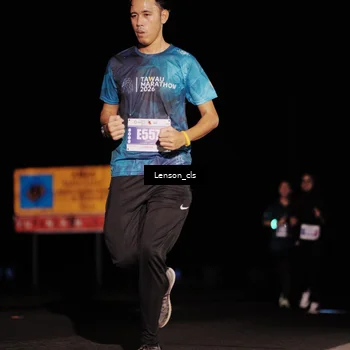 Runner Photo 4381296