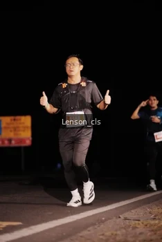 Runner Photo 4381304