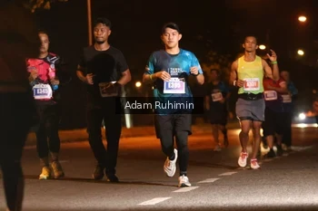 Runner Photo 4381324