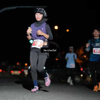 Runner Photo 4381357