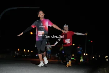 Runner Photo 4381366