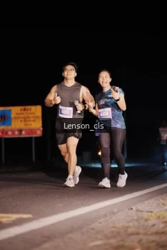 Runner Photo 4381375