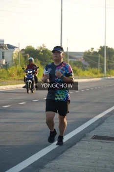 Runner Photo 4381415