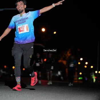 Runner Photo 4381428