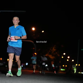 Runner Photo 4381478