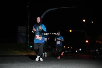 Runner Photo 4381518