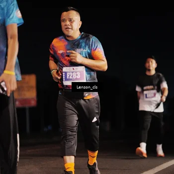 Runner Photo 4381568