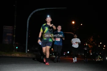 Runner Photo 4381574