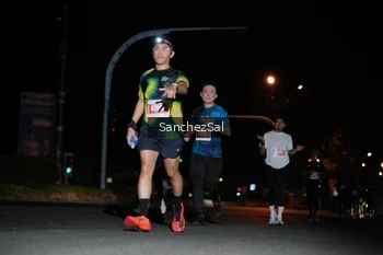Runner Photo 4381581