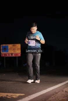 Runner Photo 4381584