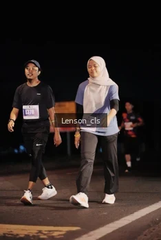 Runner Photo 4381601