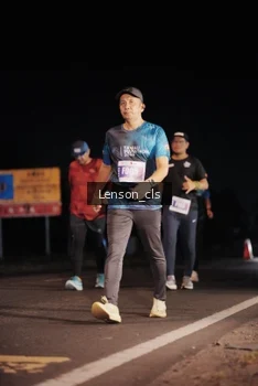 Runner Photo 4381629