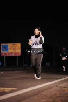 Runner Photo 4381630