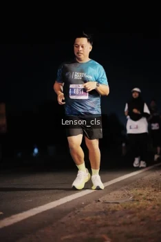 Runner Photo 4381662