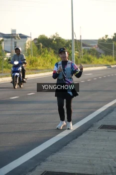 Runner Photo 4381681
