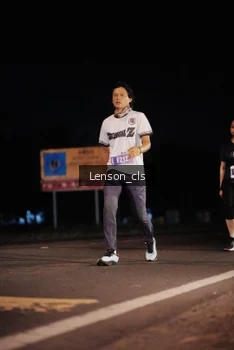 Runner Photo 4381688