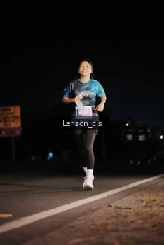 Runner Photo 4381692