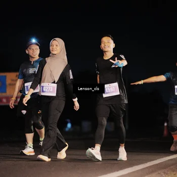 Runner Photo 4381704
