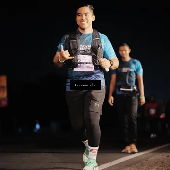 Runner Photo 4381737