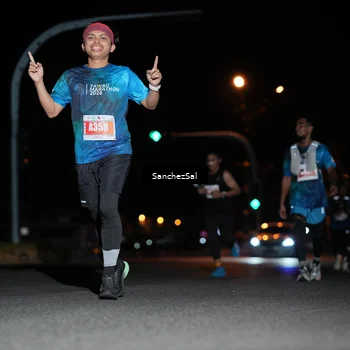 Runner Photo 4381747