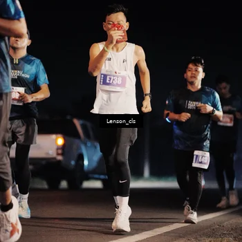 Runner Photo 4381749