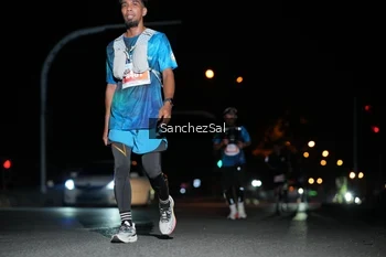 Runner Photo 4381778