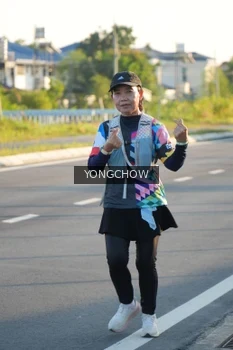 Runner Photo 4381786
