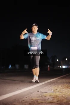 Runner Photo 4381813