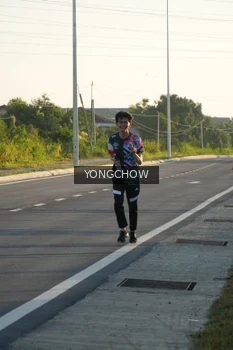 Runner Photo 4381816