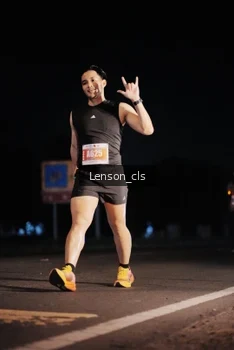 Runner Photo 4381819
