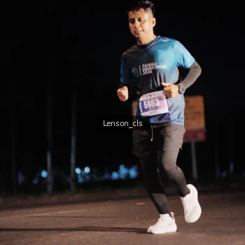 Runner Photo 4381860