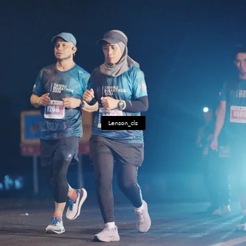 Runner Photo 4381864