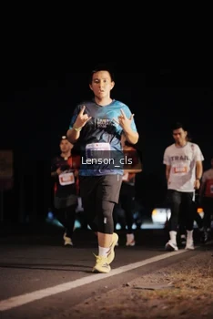 Runner Photo 4381887