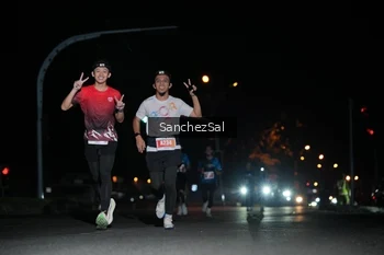 Runner Photo 4381901