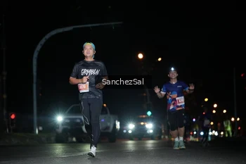 Runner Photo 4381959