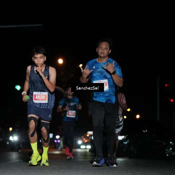 Runner Photo 4382010