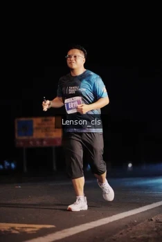 Runner Photo 4382018