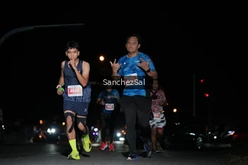 Runner Photo 4382023