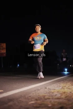 Runner Photo 4382024