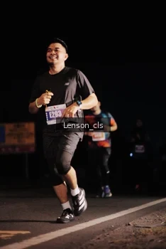 Runner Photo 4382047